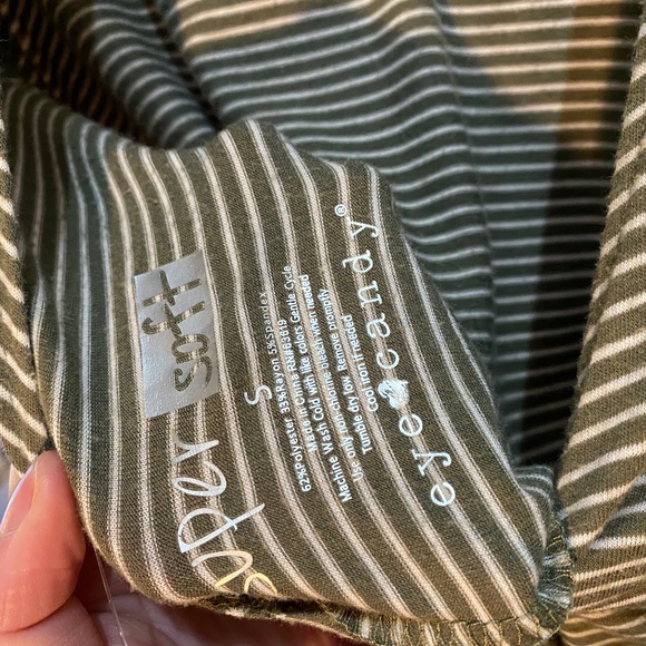 Green/White Stripped Top - Picture 3 of 3